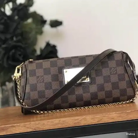 LV Bags 19T1L0126 0526